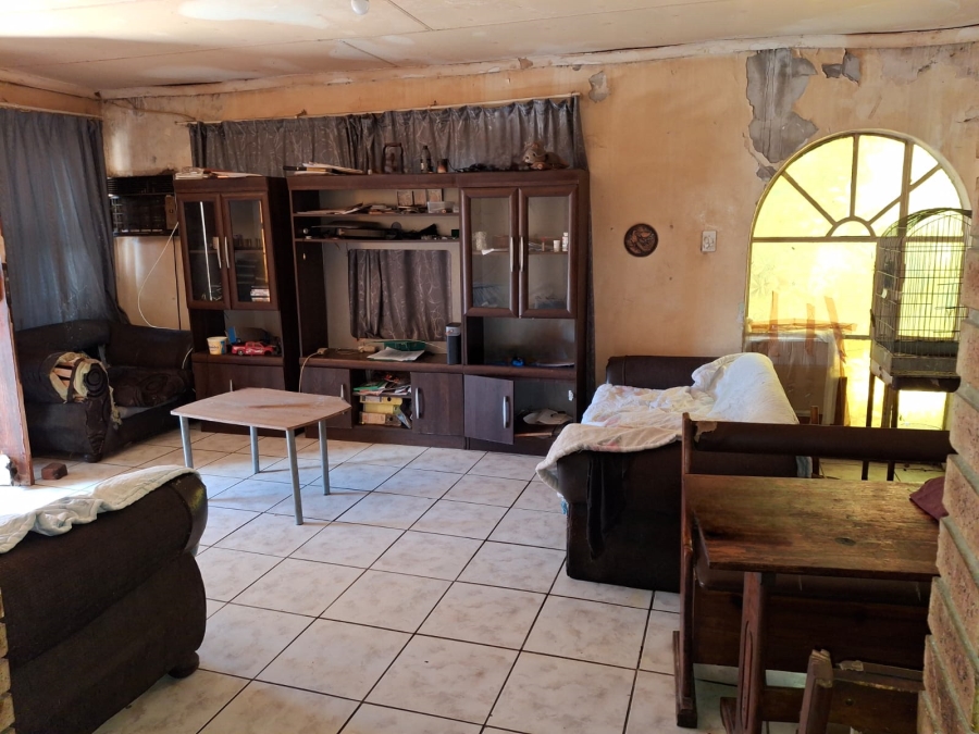 4 Bedroom Property for Sale in Oos Einde North West
